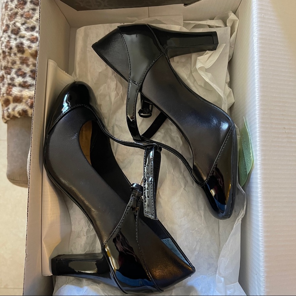Giani Bernini pumps